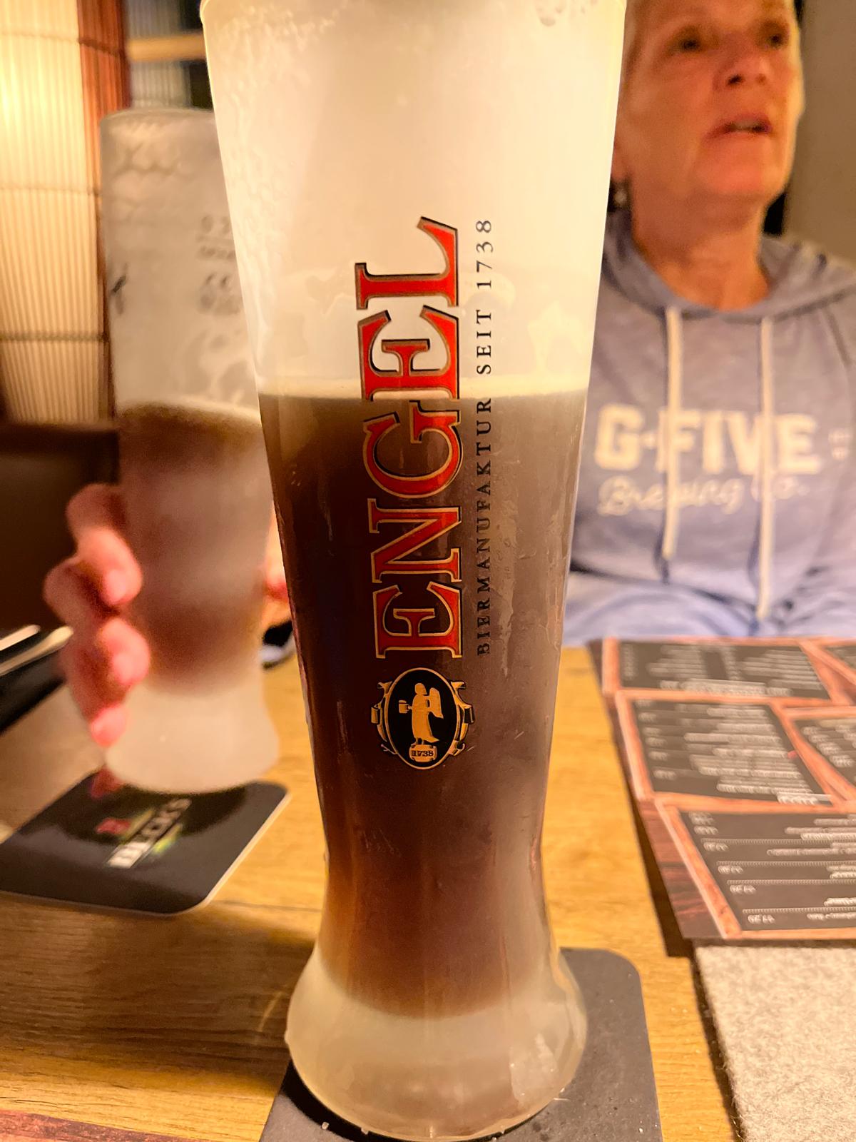 Engel Dunkel