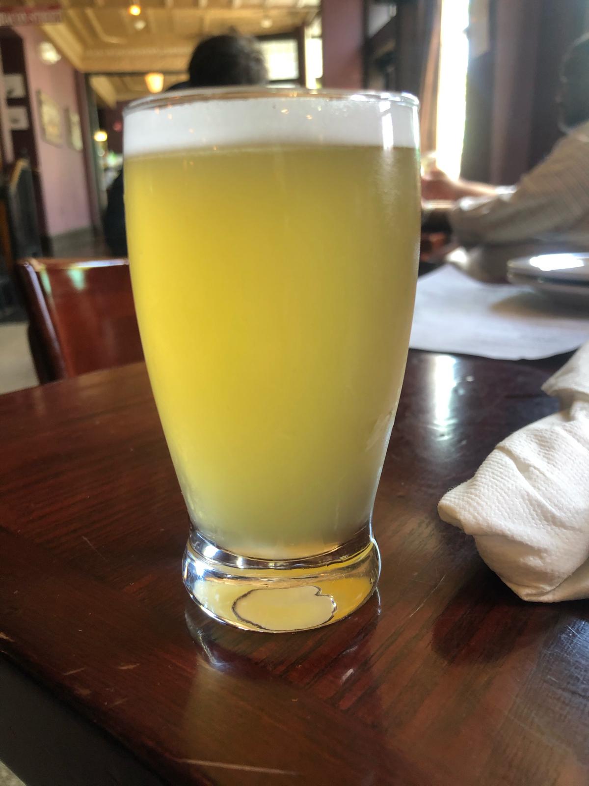 Queen Village Saison 