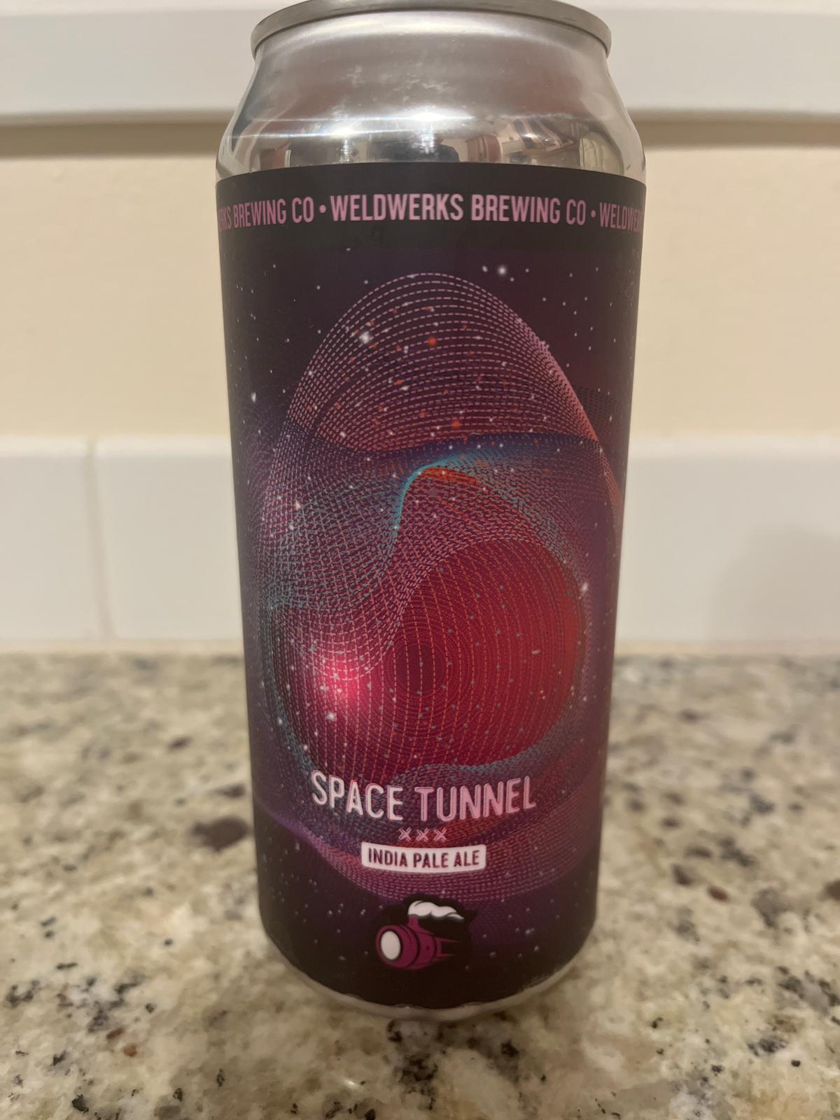 Space Tunnel