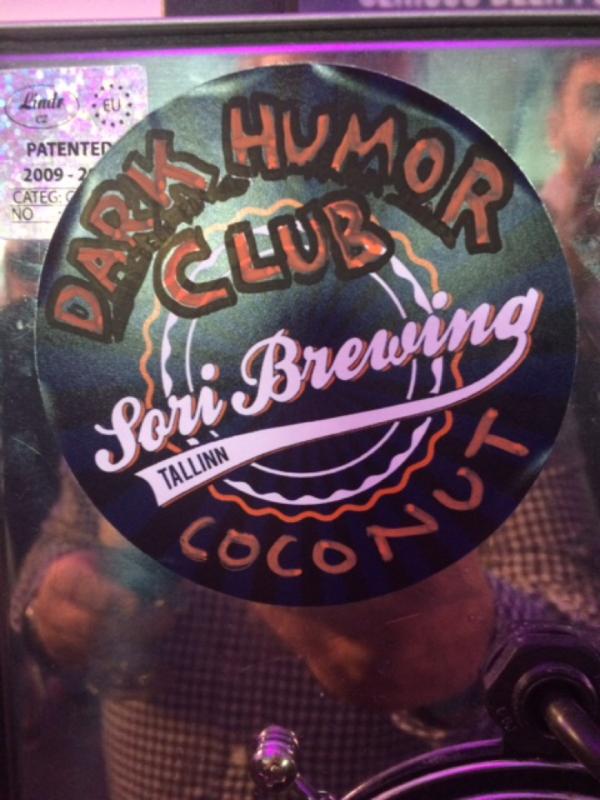 Dark Humor Club Coconut