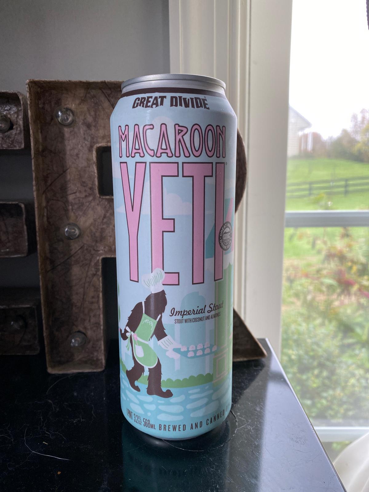 Yeti with Macaroon