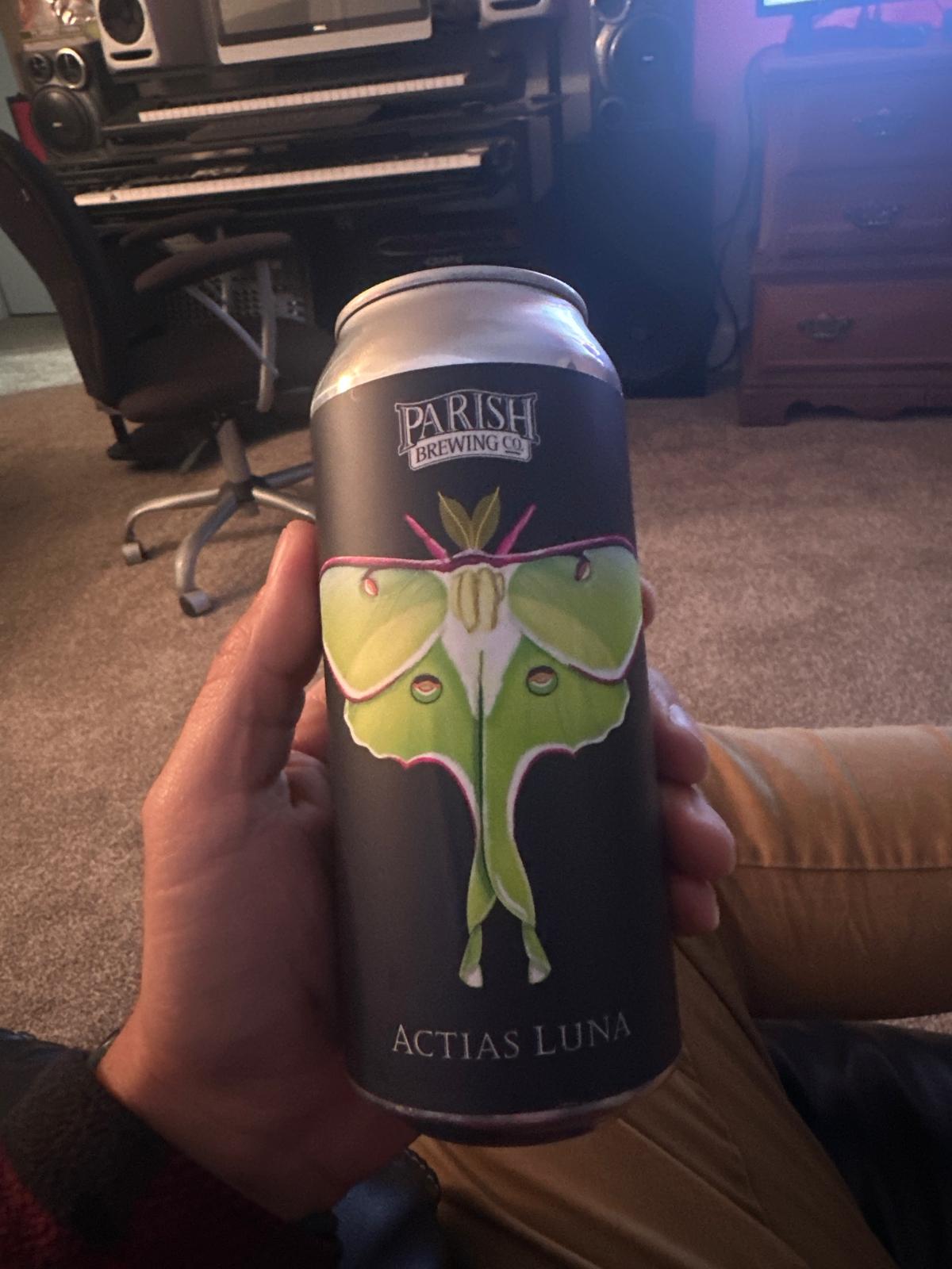 Actias Luna