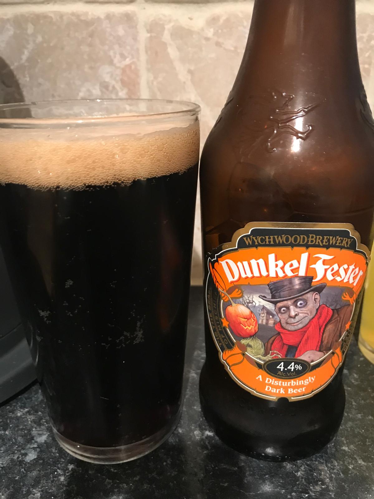 Dunkel Fester