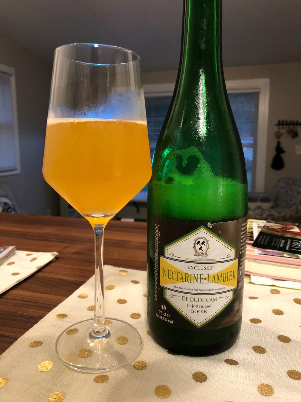 Nectarine Lambiek
