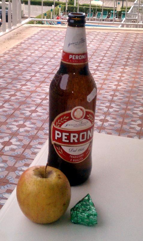 Peroni Red