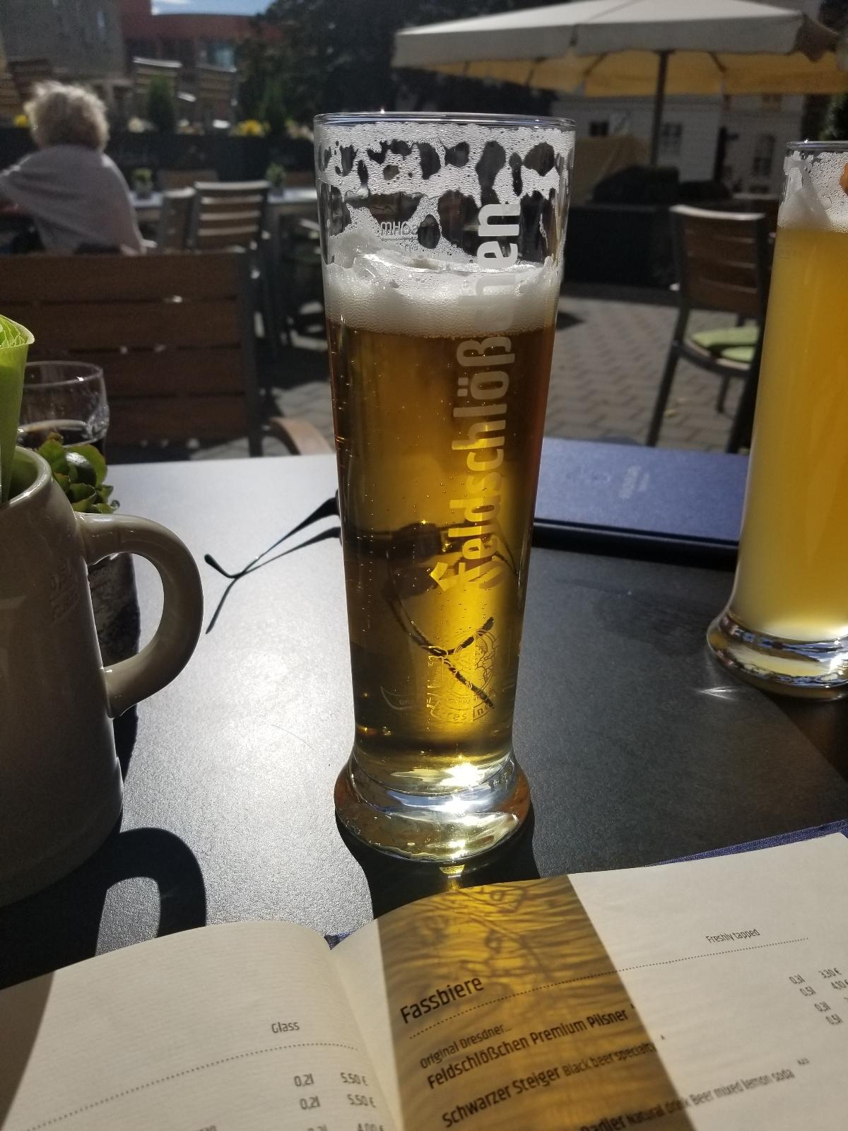 Feldschlösschen Premium Pilsner