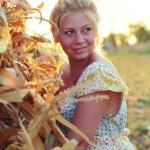 Farmer’s Daughter Blonde